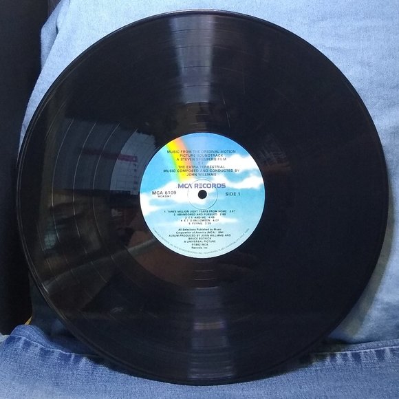 E.T. The Extra Terrestrial Soundtrack 1982 Vinyl Record - Picture 3 of 4